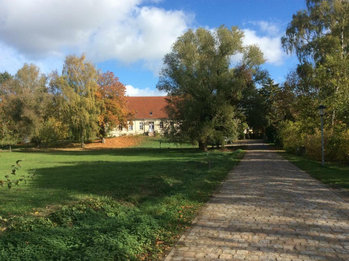 Апартаменти Gutshaus Alt-Jargenow Alt Jargenow Екстер'єр фото